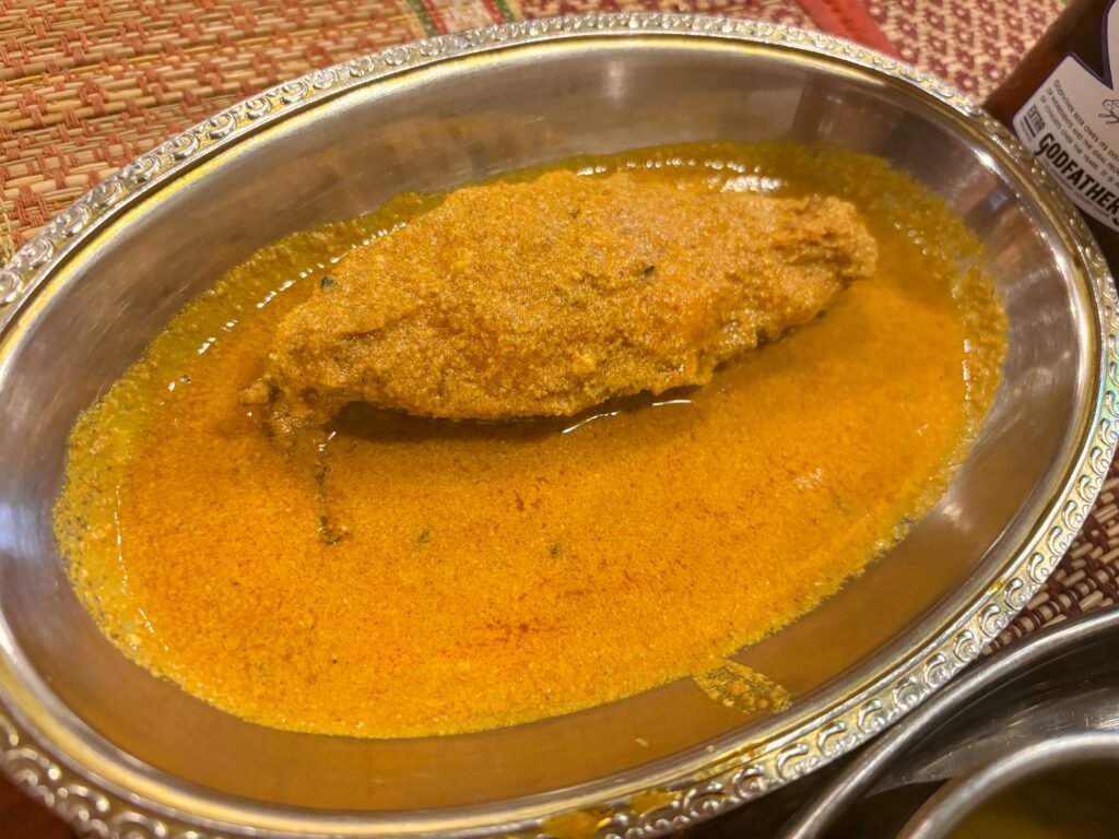 魚のケシの実カレー